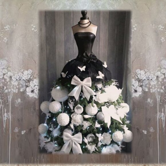 ๐น๐ Love yourself, Buy the Pretty Dress!๐ - Picture 1 of 12